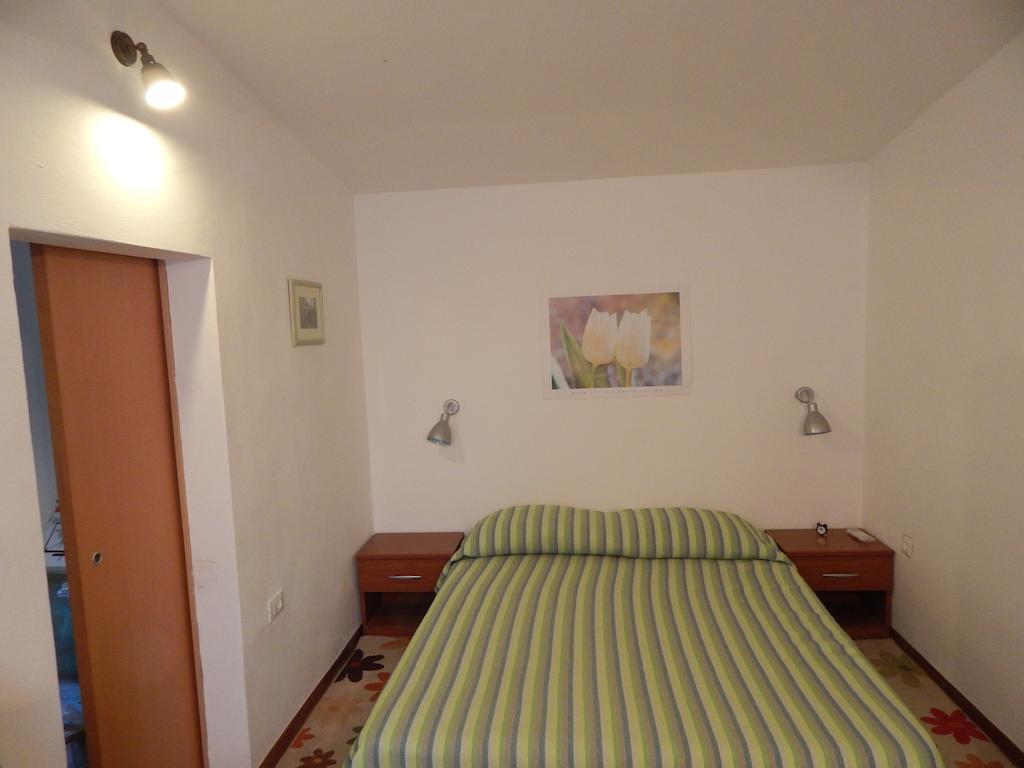 Apartment Tomato プーラ 部屋 写真